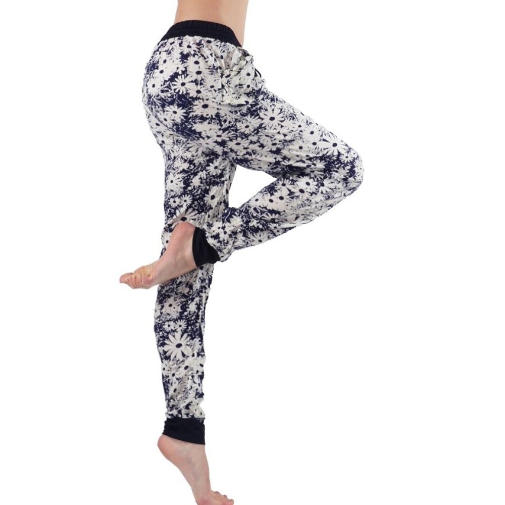 Jasmin Pants Joggers with drag-stings